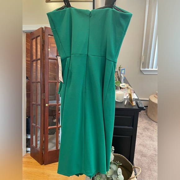 Betsy & Adam Strapless Green Ruffle Dress - Picture 4 of 7
